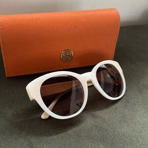 Tory Burch TY7031 White frame sunglasses with case.